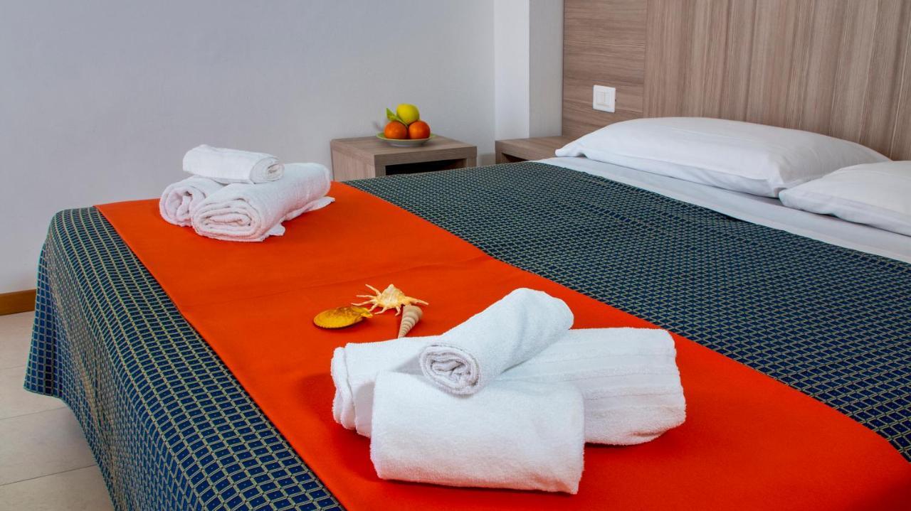 Hotel President'S 페자로 외부 사진